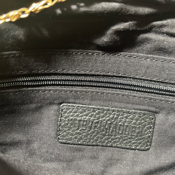 Steve Madden Black and White Geometric Purse  with Orange Accents - Picture 10 of 11